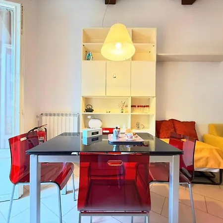Homeby, Casa Spontini