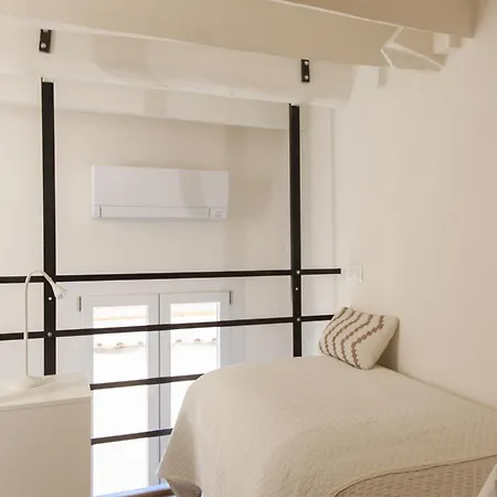 Bright Terrace Loft In Florence Center *
