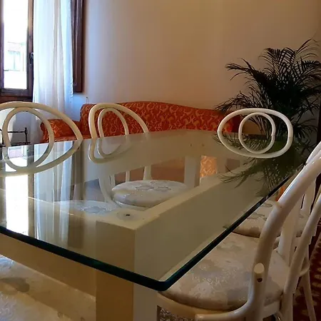 Florence Homestay 아파트