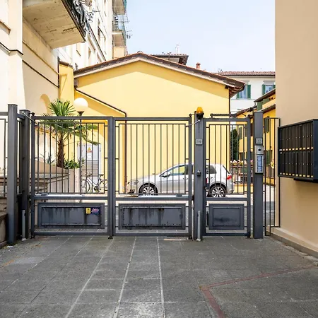 Апартаменты Nel Cuore Di Firenze- Parcheggio Gratuito