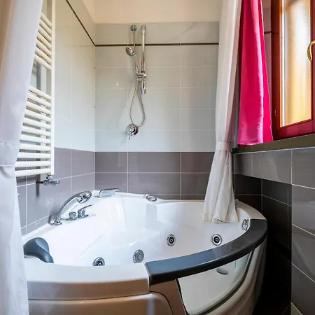 Nel Cuore Di Firenze- Parcheggio Gratuito * Флоренция