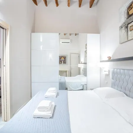 Charme Of Duomo Apartment Florence