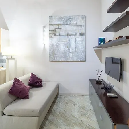 Charme Of Duomo Apartment