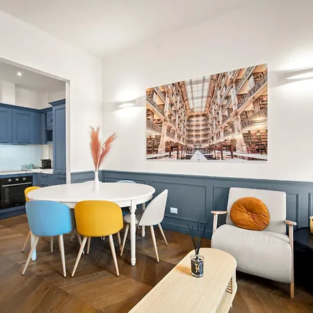 Apartment Four Season's Luxury 300 Mt From Duomo