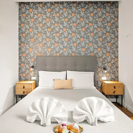 Four Season's Luxury 300 Mt From Duomo Apartment Florence