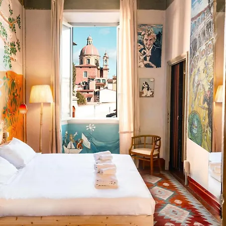 Art Gallery And Charming In San Frediano Floransa