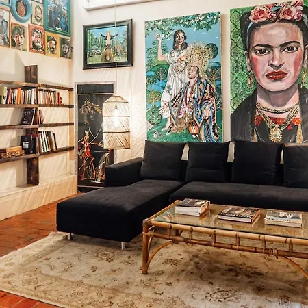 Art Gallery And Charming In San Frediano *