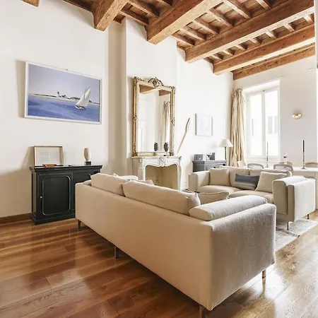 Luxury Nest In Historic *