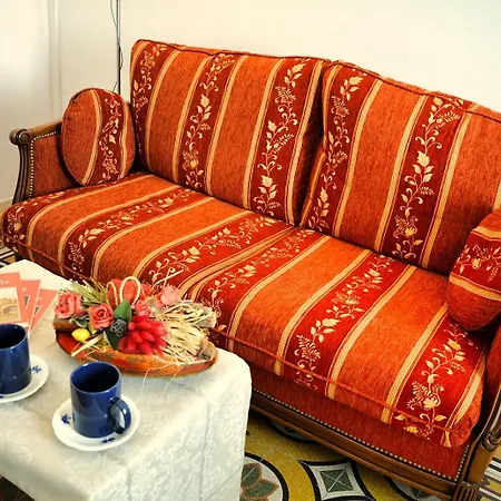 Unyca - Classic Florentine Atmosphere Apartment Florence
