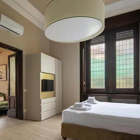 Apartment Tuscan Refined Retreat Florence