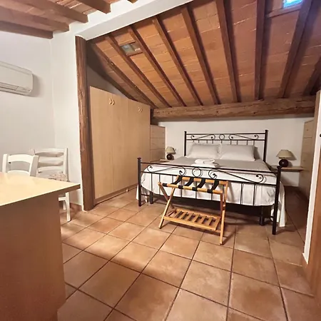 Palazzo Vecchio Flat With Ac Daire Floransa