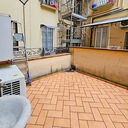 Tosinghi Charme E Spazio - Balcone Con Vista Nel Centro Apartment Florenz