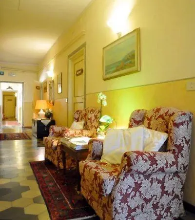 Guest house Bellevue House 3*