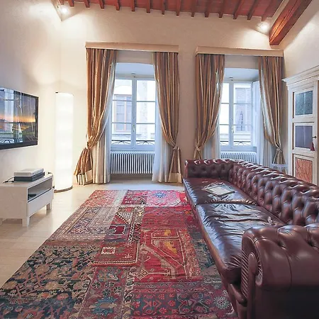 Beautiful Albizi Apartment