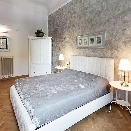 Opera Boutique Bed & Breakfast Florens