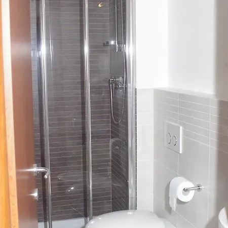 Bed & Breakfast Le Ghiacciaie 3*