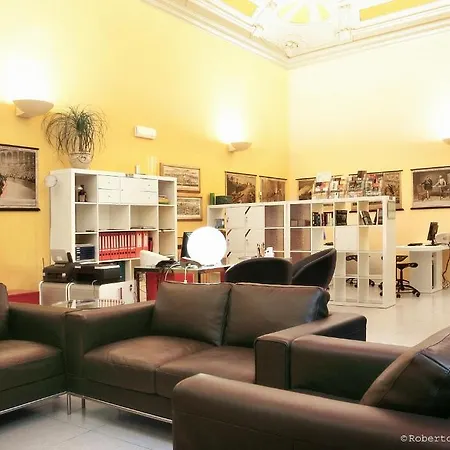 Hostel Academy