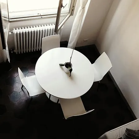 Two-bedroom Close To Mercato Centrale