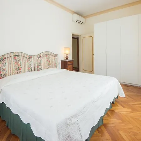 Apartment Ponte Vecchio Sunshine *