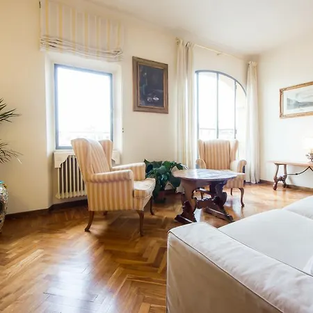 Apartment Ponte Vecchio Sunshine Florence