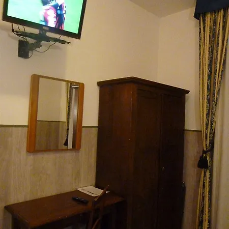 Hotel Camilla Guelfa