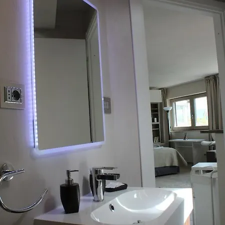 Panoramic Luxury Little Penthouse