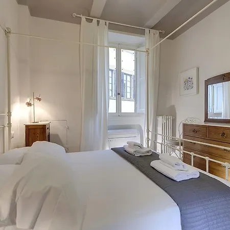 Isola Apartment Florence
