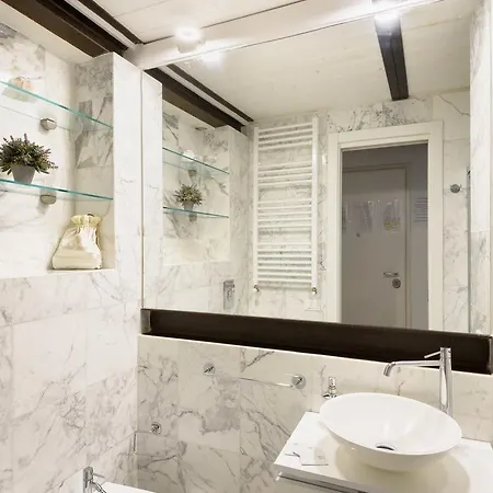 Two-bedroom Close To Mercato Centrale Appartamento *