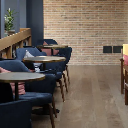 C-hoteles Diplomat Hotel 4*