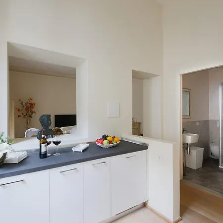 Apartment Proconsolo Superior Florence