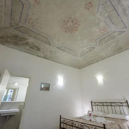 Piazza Pitti 2 Bedroom