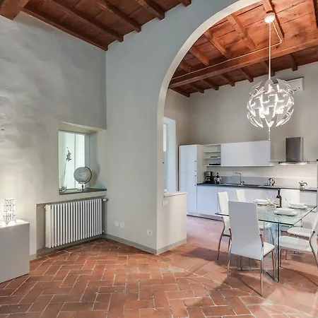 Apartment Macci Courtyard *
