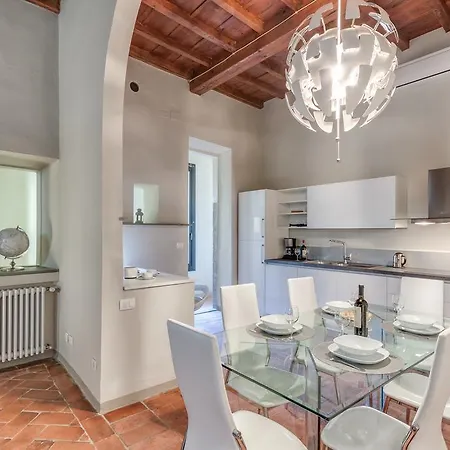 Apartment Macci Courtyard *