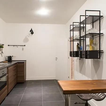 Industia Loft *
