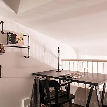 Industia Loft Apartment