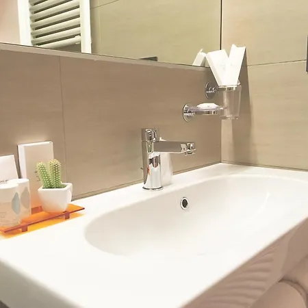 Residenza 54 Guest house 3*