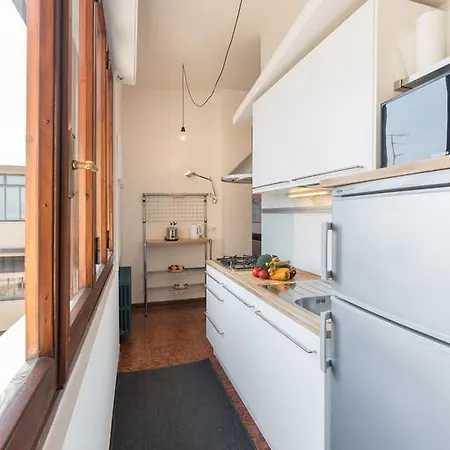 Roommo Lungarno