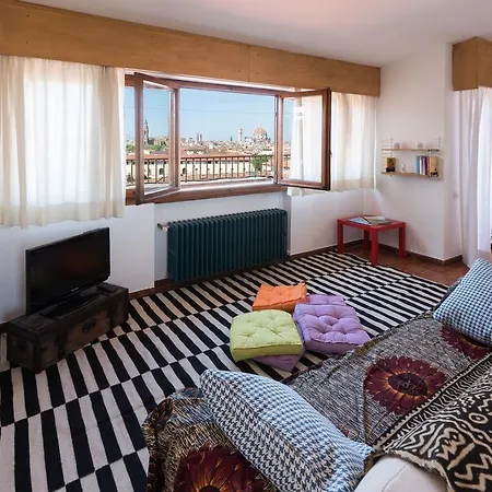 Roommo Lungarno