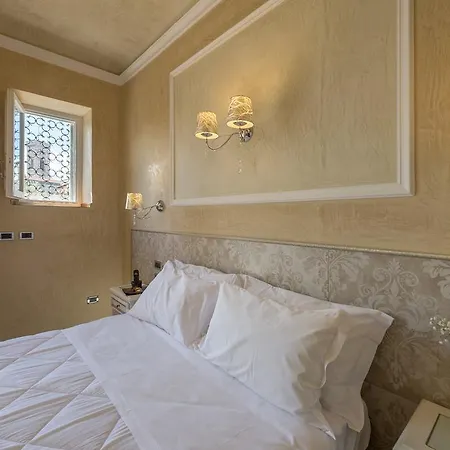 Hotel California Florence