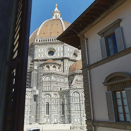 Di Piazza Del Duomo 2*