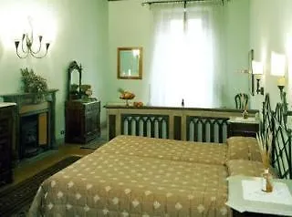 Camilla Guelfa Hotel 3*
