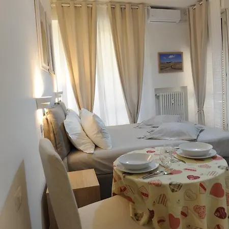 Piccolo Borgo Antico 2*