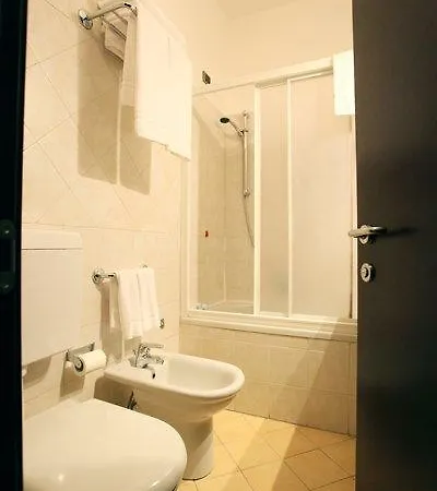 Hotel Airport 4*