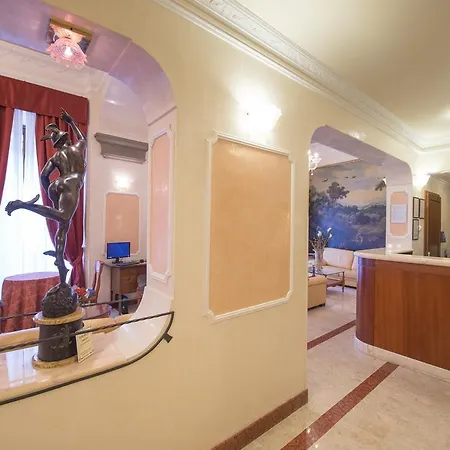 Strozzi Palace Hotel 4*