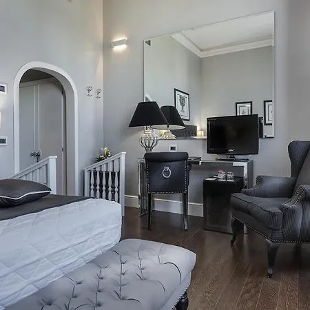 Hotel Roma 4*