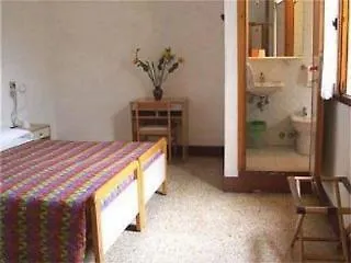 Otel Miceli - Civico 50