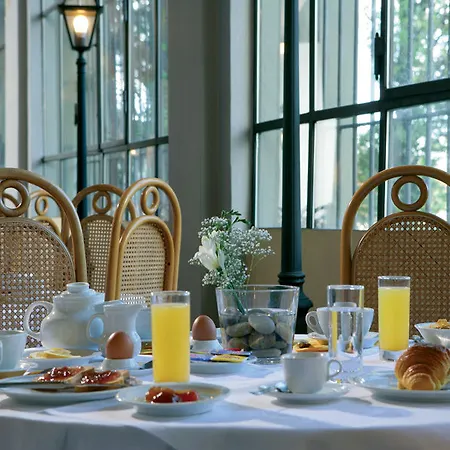 Hotel President