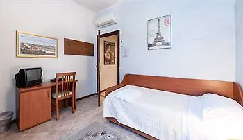 Casa Billi Pensión *