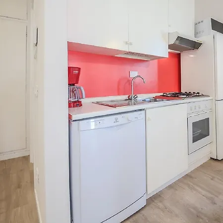 - Unita Balcony Apartment