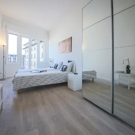 - Unita Balcony Apartment